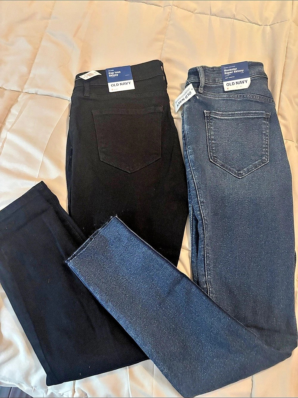 Old Navy Rockstar Super Skinny / Pop Icon Skinny Jeans Size 6